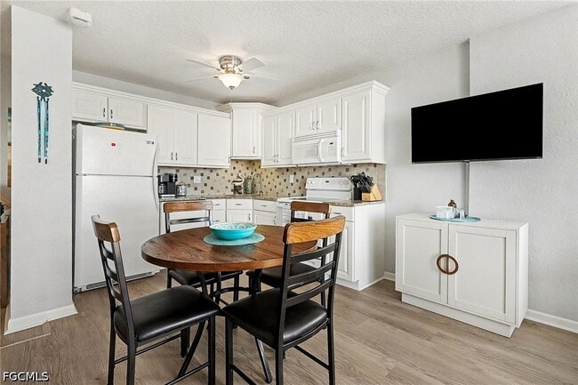 Photo - 7330 Estero Blvd Unit 906