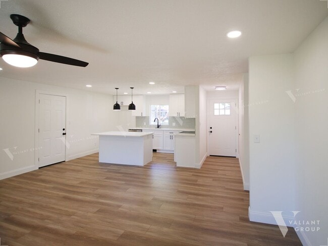 Photo - Beautifully Renovated 3-Bedroom Rental in ...