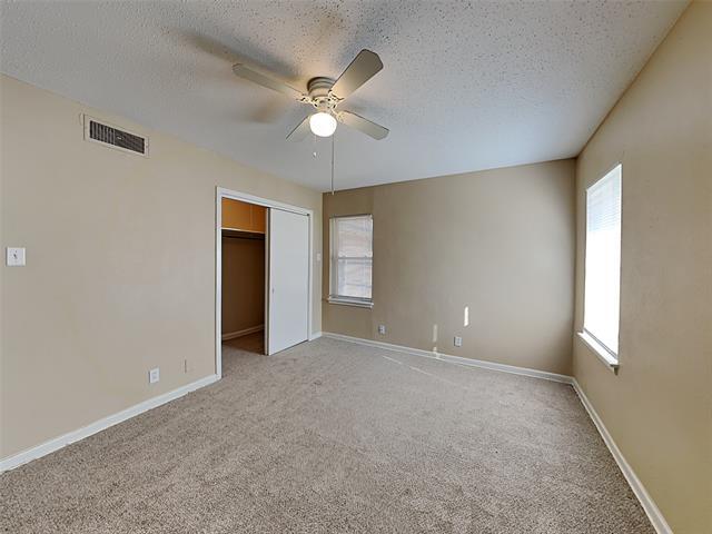Photo - 649 W Main St