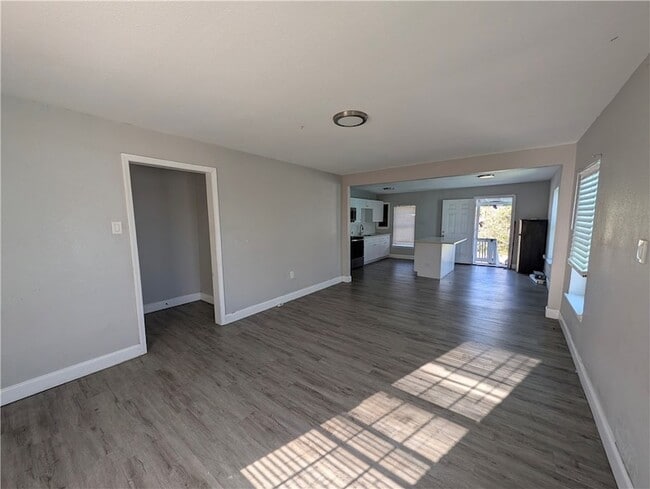 Photo - 1539 10th St Unit 1