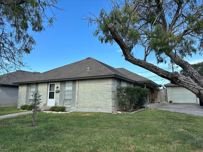 Building Photo - Ready for move in