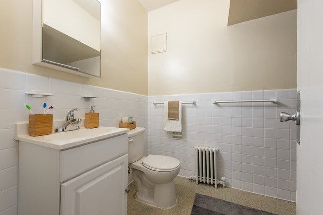 Photo - Sarbin Towers