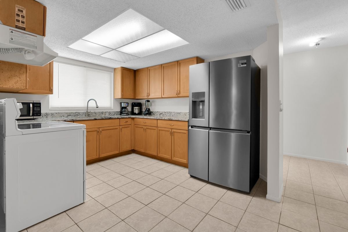 Photo - 423 SE 24th Ave