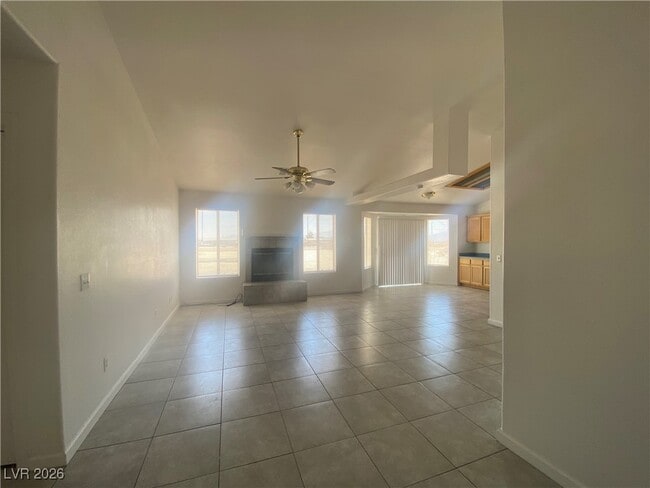 Photo - 2141 W Scales Wy