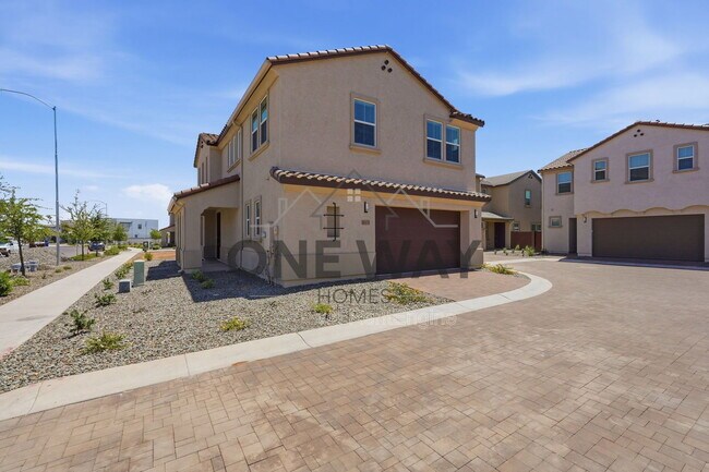 Photo - 10155 E Ulysses Ave