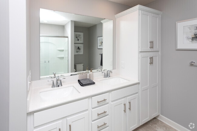3BR, 3BA, St. Clair - 1,777SF