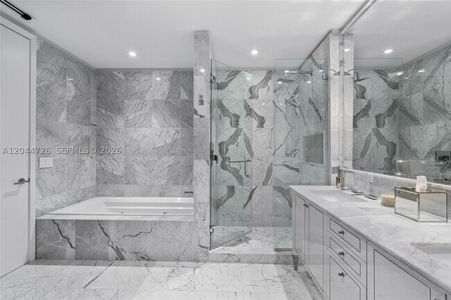 9349 Collins Ave Unit 605