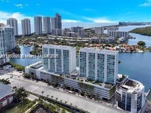 Building Photo - 400 Sunny Isles Blvd Unit 1815 Rental