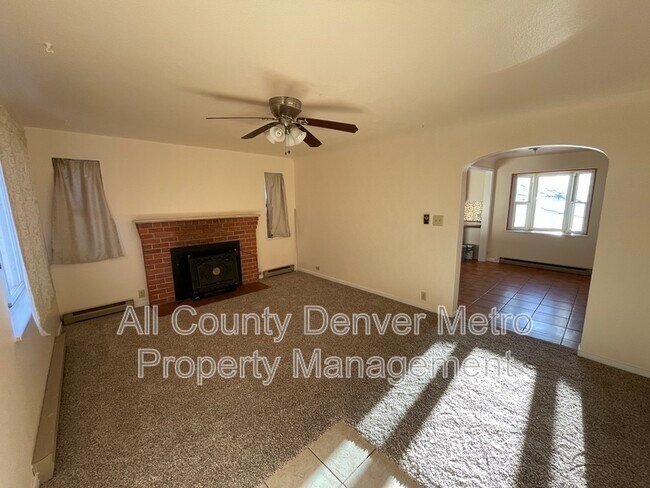 Photo - 2316 East St