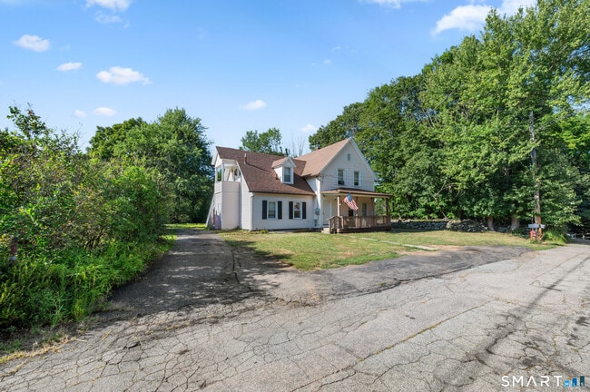 Photo - 26 Monroe St