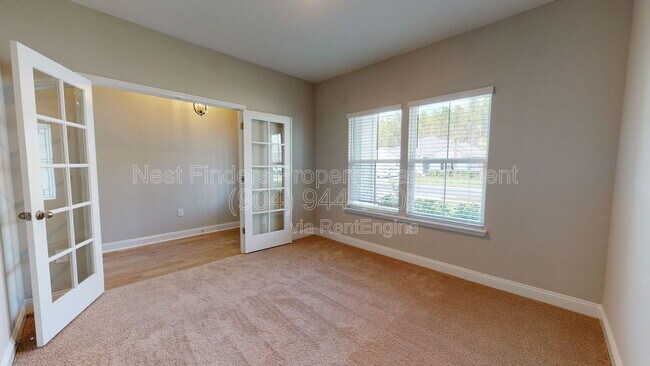 Photo - 1025 Wilmot Pl