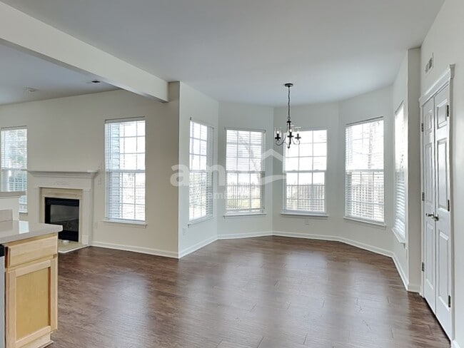 Photo - 7534 Sparkleberry Dr