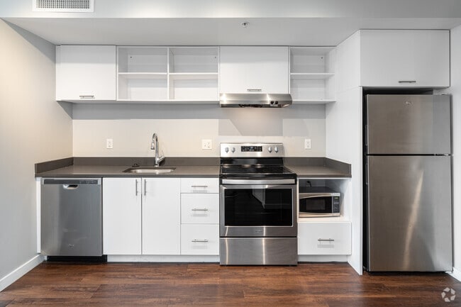 Studio, 1BA, 435 SF, Lovegrove
