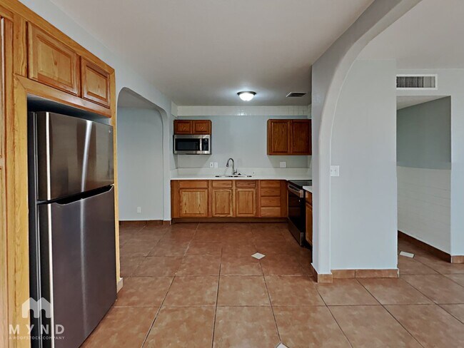 Photo - 1340 Chestnut St