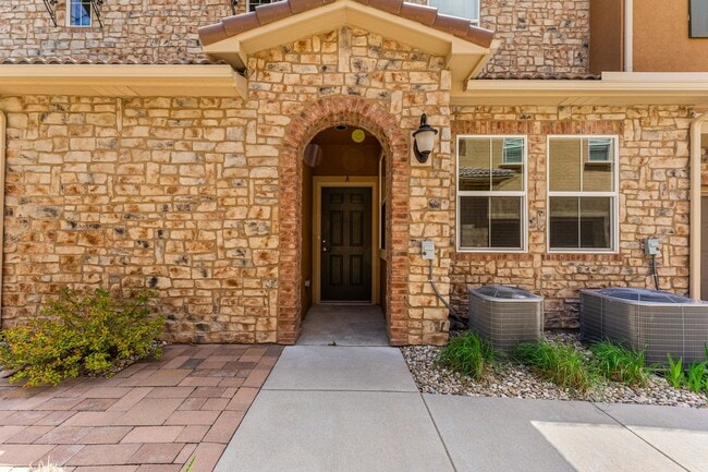 Photo - Main level living with large private outdoor space!
