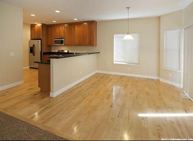 Photo - 288 Snowy River Ct