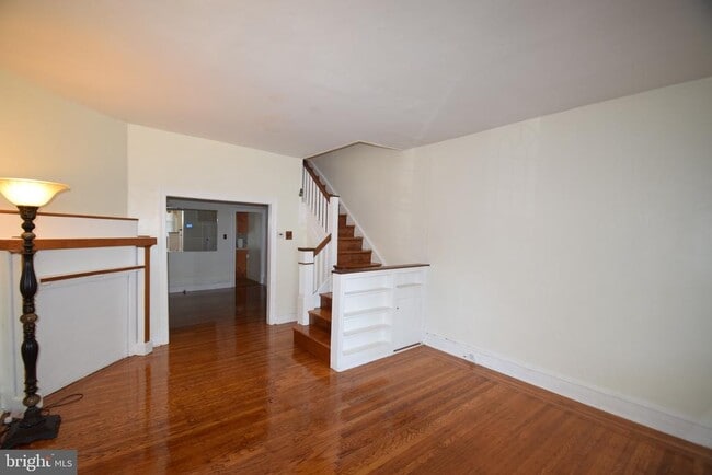 Building Photo - 6108 Master St Rental
