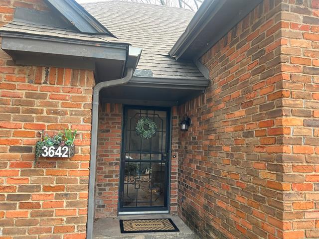 Photo - 3642 Foxboro Ln