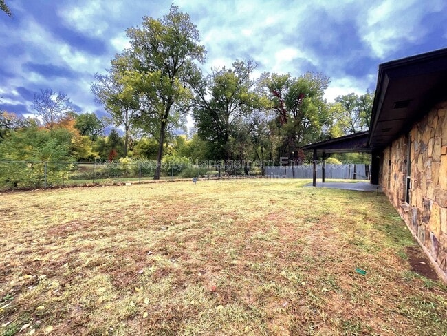 Photo - 3009 Big Oak Dr