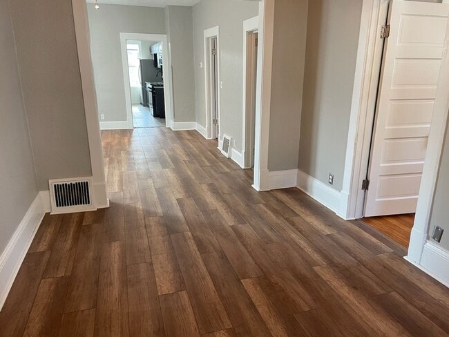 Photo - 1648 Bush Ave Unit 1