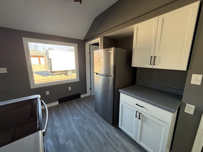 Photo - Updated 1-Bedroom Home with Garage!