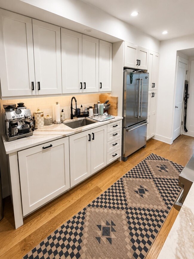 226 Park Ave
