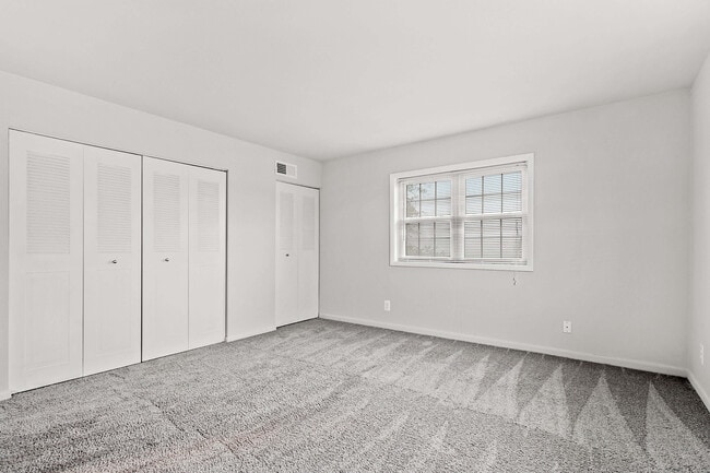 Dunhill North Apartments
