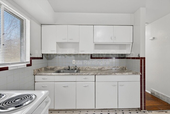 Photo - 5900 Sheriton Dr