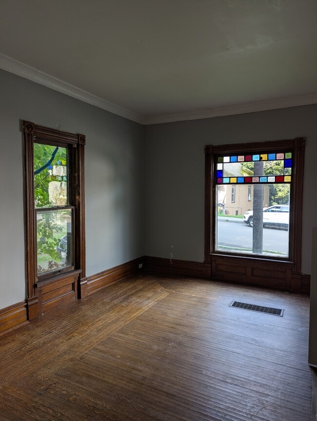 Photo - 225 Forest Ave