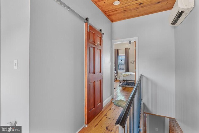 Photo - 1509 William St