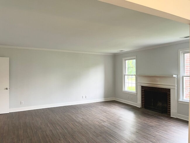 Photo - 116 Symons St