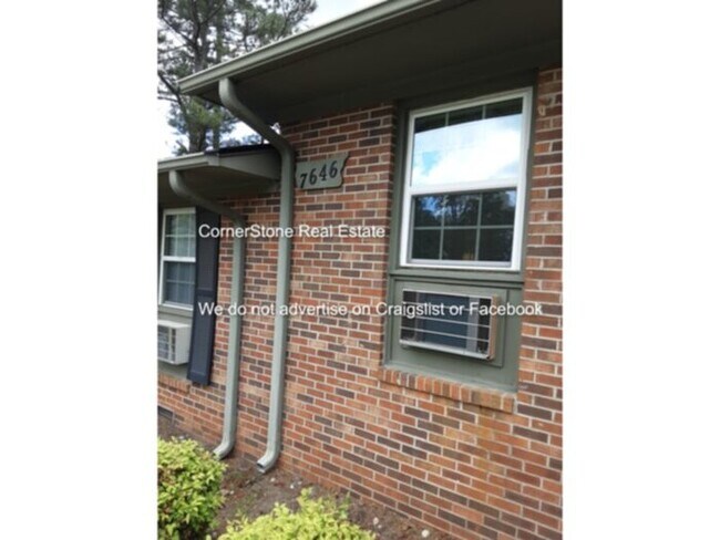 Photo - 7646 Brewster Pl