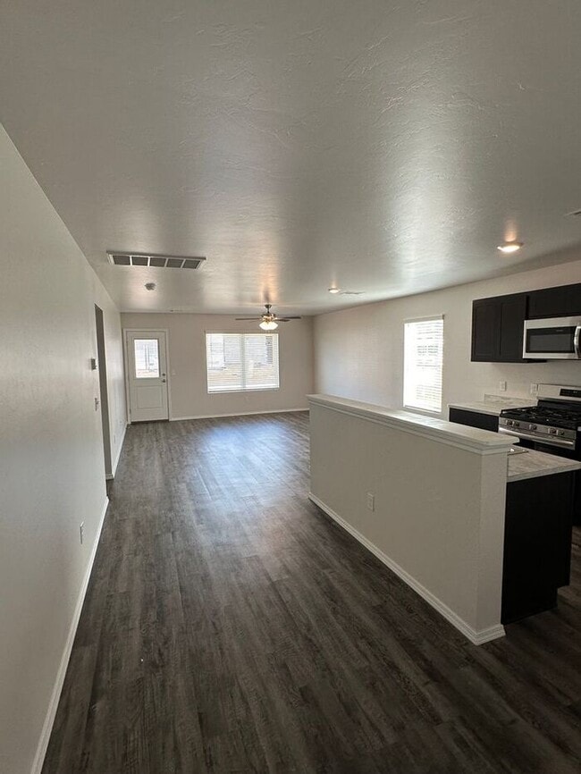 Photo - Move-In Ready! 4 Bedroom, 2 Bath Home Available in Robertson’s Landing