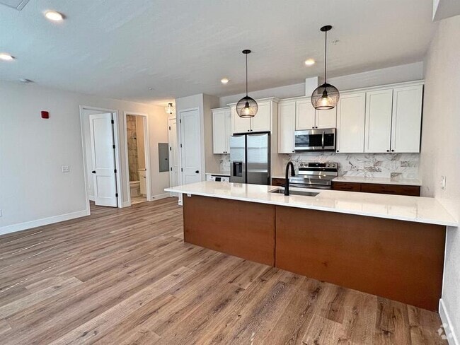 Building Photo - 3327 Tejon St Rental