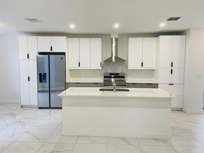 Photo - 359 Bella Sol Way