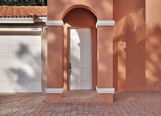 Photo - 134 Hidden Palms Ln Unidad 201