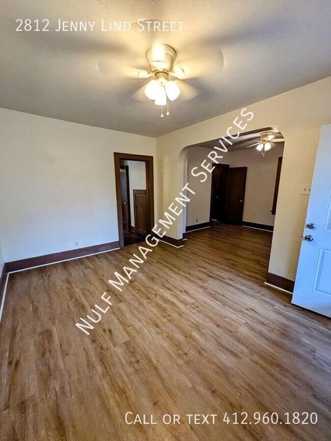 Photo - 2812 Jenny Lind St