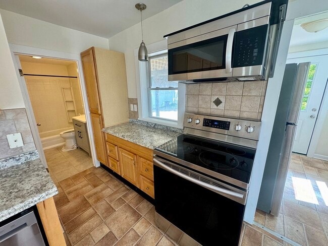 Photo - 48 Pleasant St Unit 1