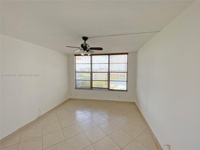 Photo - 3800 S Ocean Dr Unit 611