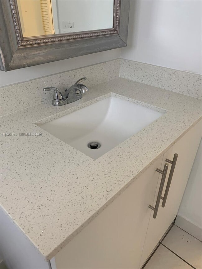 Building Photo - 7703 Camino Real Unit A-405