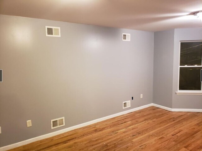 Photo - 39 Lentz Ave Unidad 1