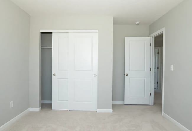 Photo - 1549 Marie Way