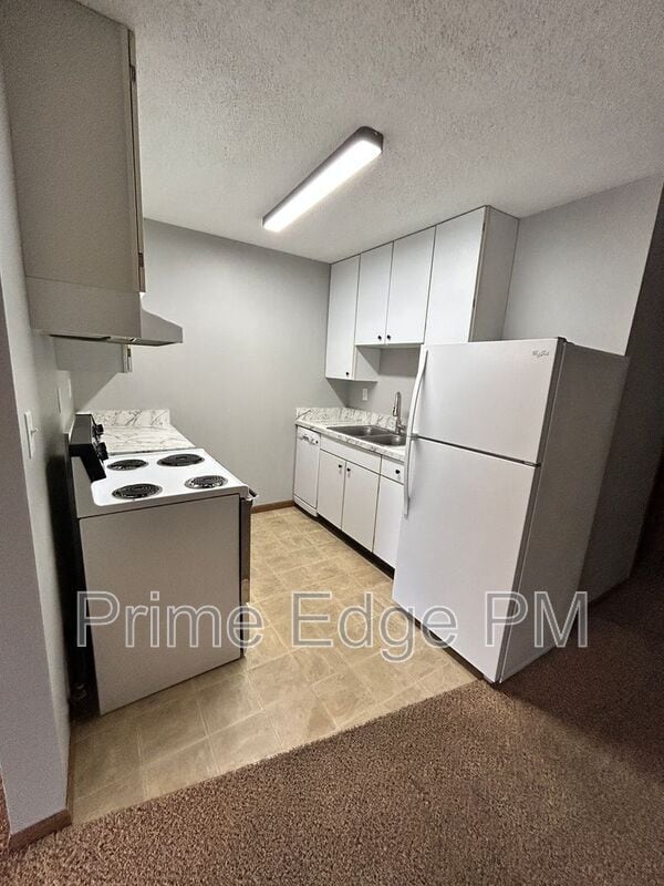 Photo - 4621 Prescott Ave