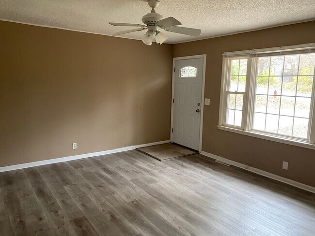 Photo - 10401 Richmond Ave