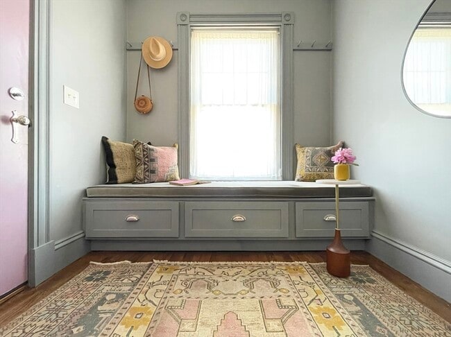 Photo - 198 Byron St