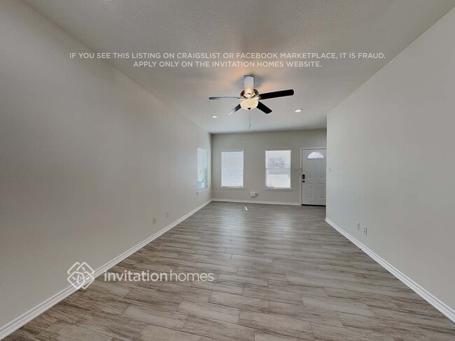 Photo - 318 Shady Bluff Dr