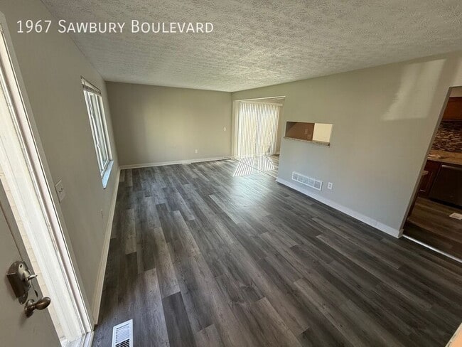 Photo - 1967 Sawbury Blvd