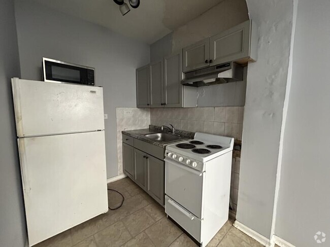 Building Photo - 0 bedroom in Chicago IL 60626 Unit 308 Rental