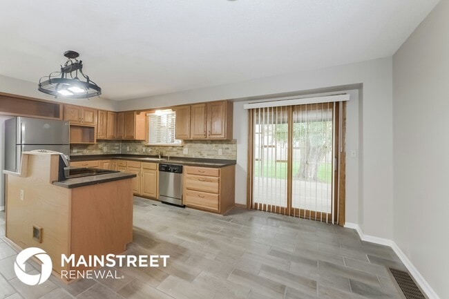 Photo - 6400 Longview Rd