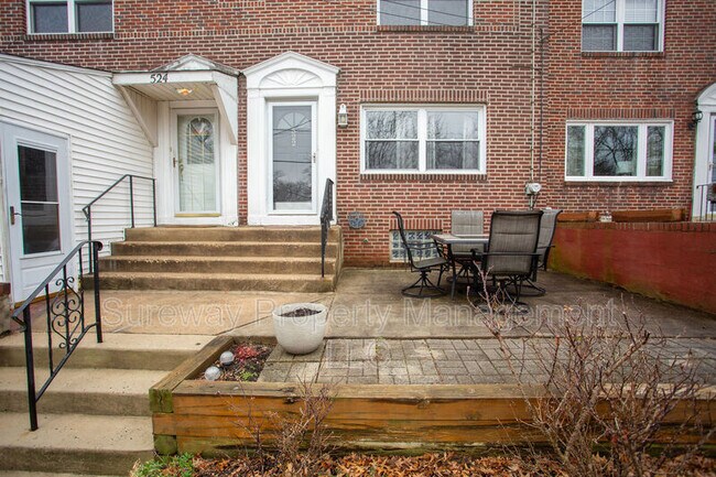 Photo - 522 King Ave